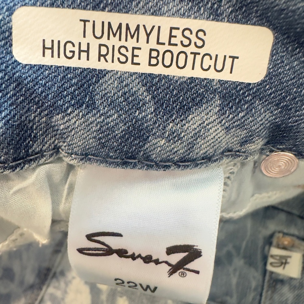 Seven7 Tummyless High Rise Bootcut Jeans Floral Print Blue White Plus Size 22W - Picture 4 of 8